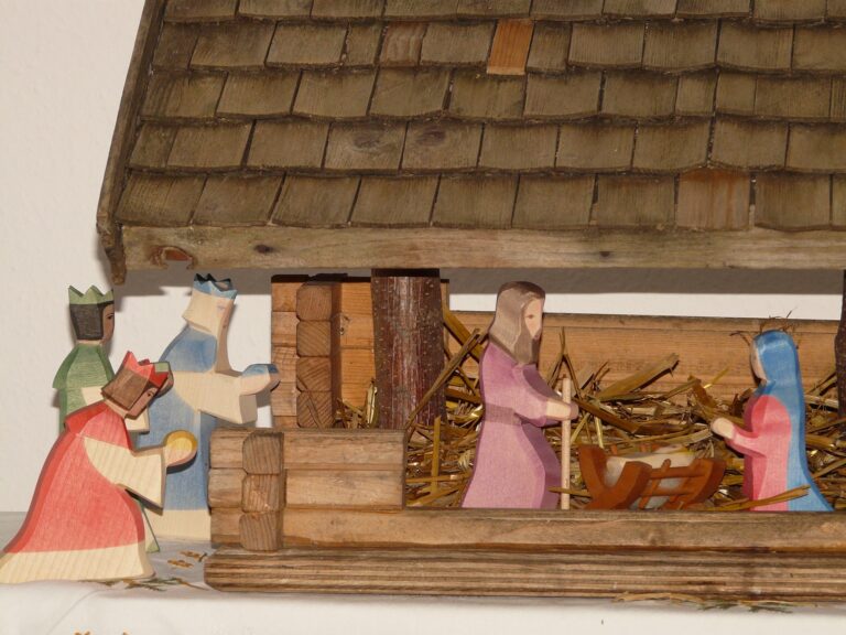 I Personaggi Del Presepe - I Regali Di Natale